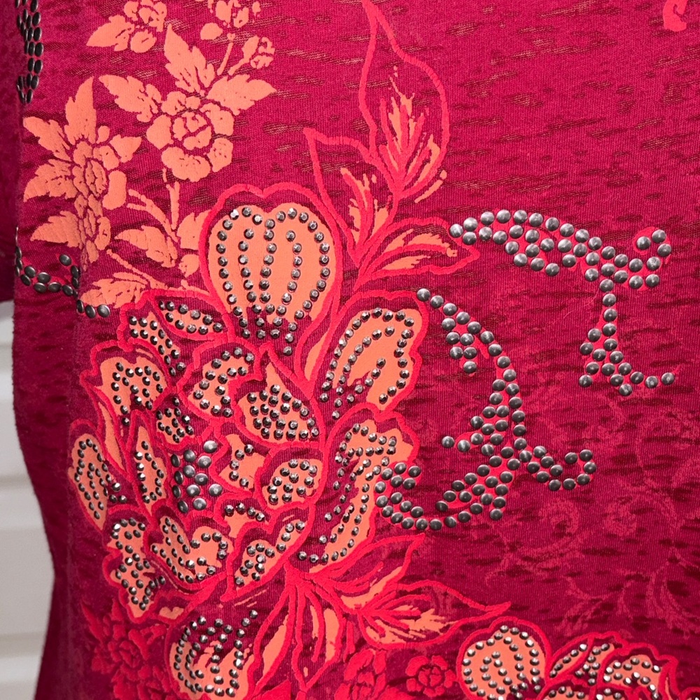 👚St John’s Bay Floral Embellished Short-Sleeve Top ~ Red - Picture 4 of 5